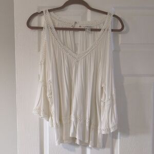 VENUS Women's Cream Lace Accent Blouse